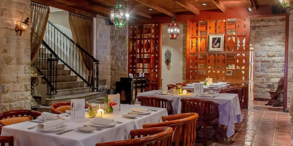 Al Nafoura Restaurant - Le Meridien Hotel