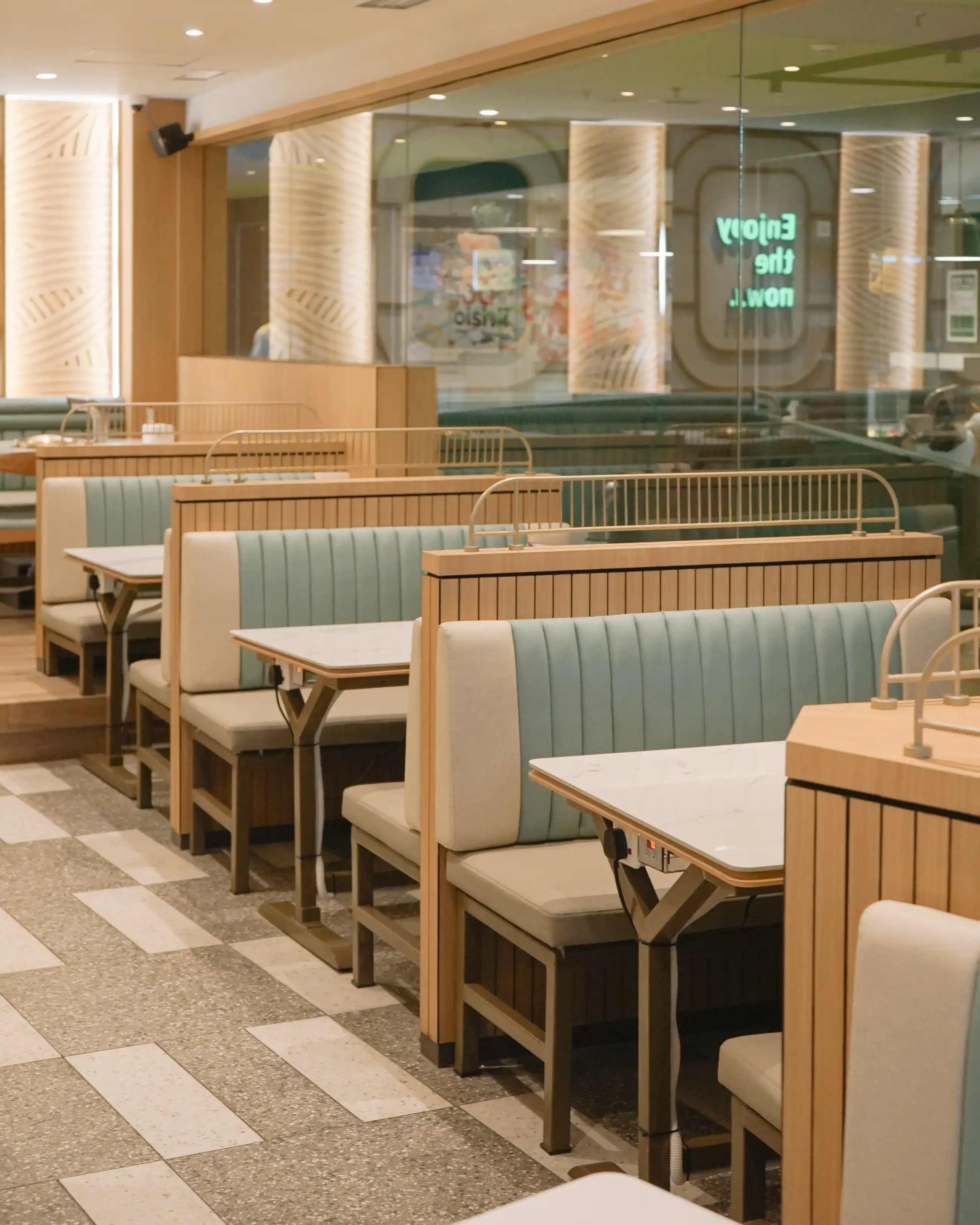Bar B Q Plaza - Central Park - Middle Eastern Restaurant - Photo 17