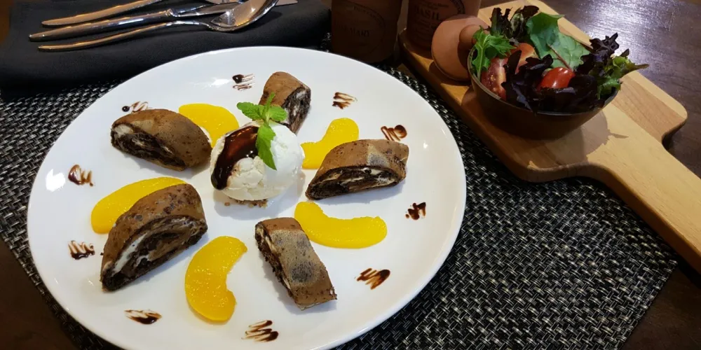 Beyond Pancakes - Marina Square - Western Restaurant - Photo 1