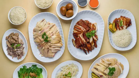 Yishun 925 Chicken Rice - Ang Mo Kio Avenue 8 - Noodles Restaurant - Photo 1