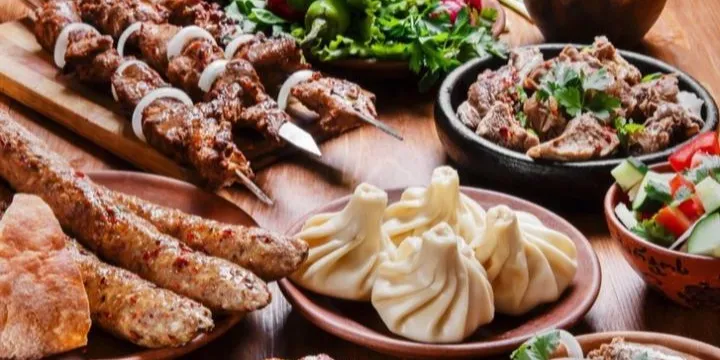 AVRA GREEK GEORGIAN RESTAURANT - ถนนสุขุมวิท - Greek Restaurant - Photo 1